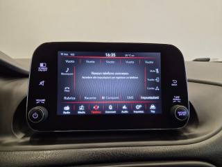 FIAT Tipo usata, con Autoradio digitale