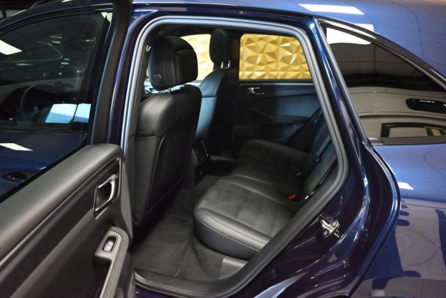 PORSCHE Macan usata 29