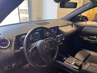 MERCEDES-BENZ GLA 180 usata, con Climatizzatore