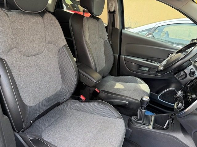 RENAULT Captur usata, con Climatizzatore