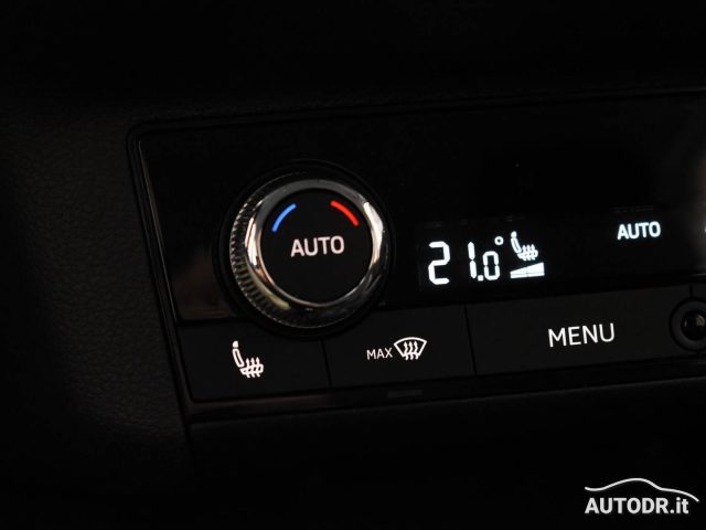 SKODA Kamiq usata, con Specchietti laterali elettrici