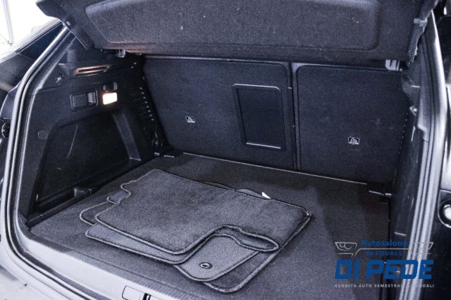 PEUGEOT 3008 usata, con Interni in pelle