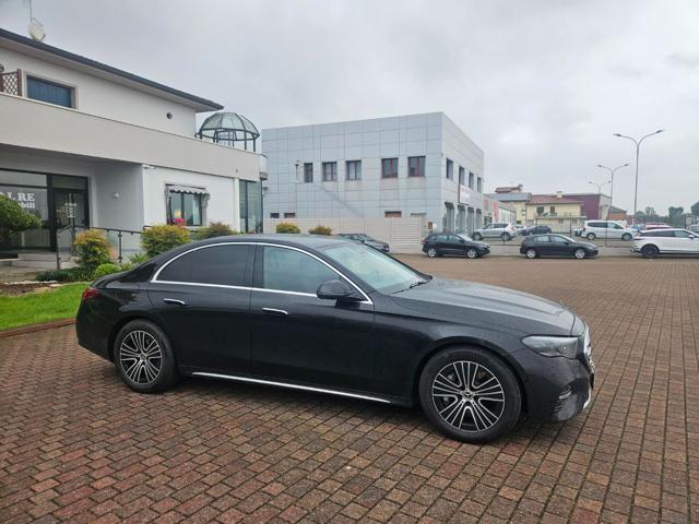 MERCEDES-BENZ E 220 usata, con Boardcomputer