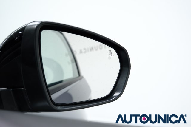 OPEL Grandland usata, con Fari full-led
