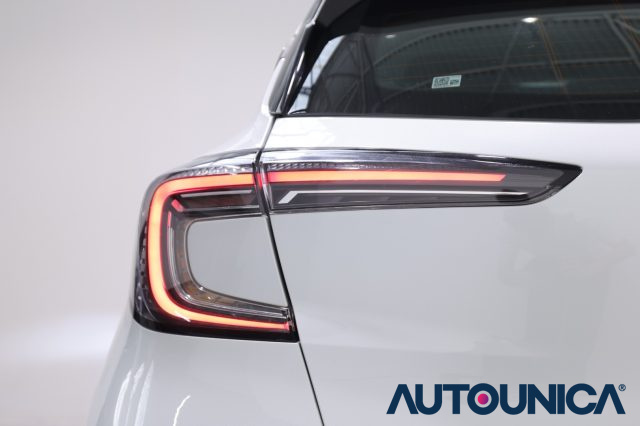 RENAULT Captur usata, con Hill holder