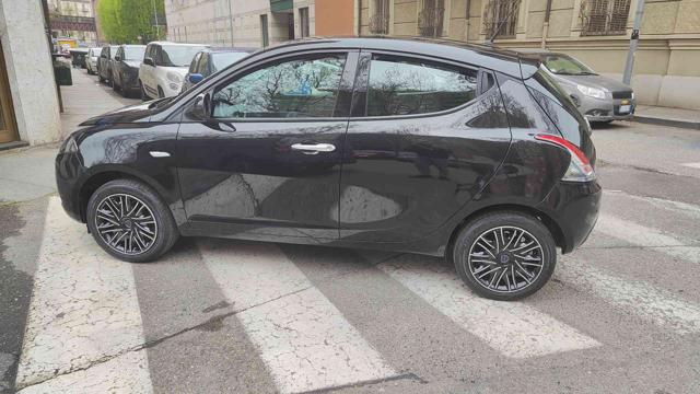 LANCIA Ypsilon usata, con Chiusura centralizzata