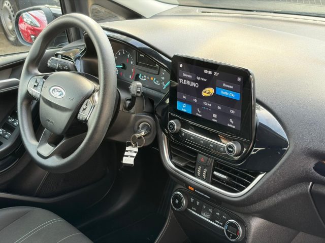 FORD Fiesta usata, con Cruise Control