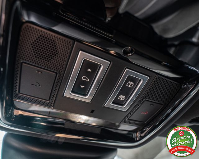 LAND ROVER Range Rover Velar usata, con Trazione integrale