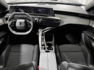PEUGEOT 3008 usata, con Sedile posteriore sdoppiato