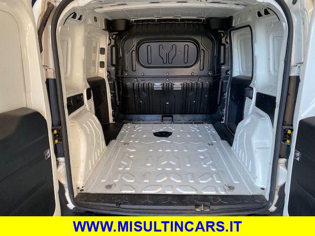 OPEL Combo usata, con Chiusura centralizzata telecomandata