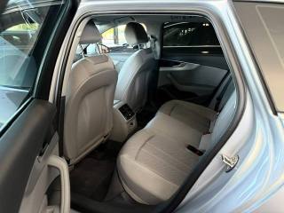 AUDI A4 usata, con Volante multifunzione