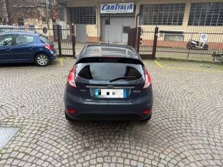 FORD Fiesta usata, con Autoradio