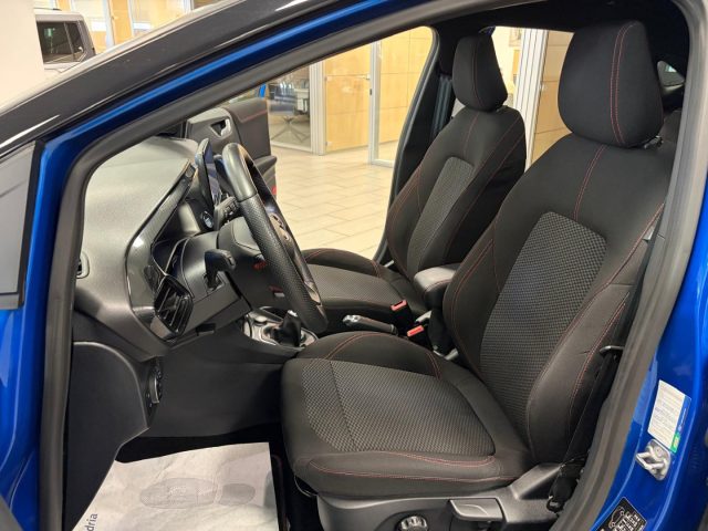 FORD Puma usata, con USB
