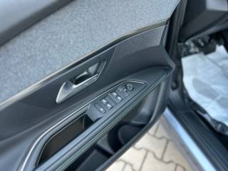 PEUGEOT 3008 usata, con Chiusura centralizzata