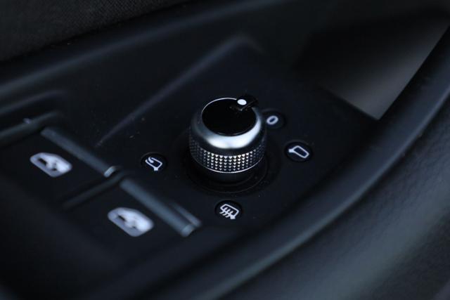 AUDI A4 usata, con Fari LED