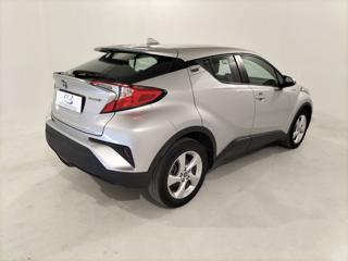 TOYOTA C-HR usata, con Autoradio