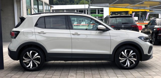 VOLKSWAGEN T-Cross usata, con Autoradio