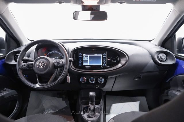 TOYOTA Aygo X usata, con Apple CarPlay