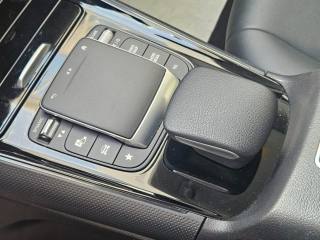MERCEDES-BENZ GLA 180 usata, con Controllo vocale