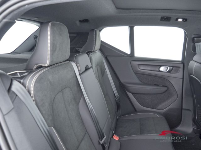 VOLVO XC40 usata 10