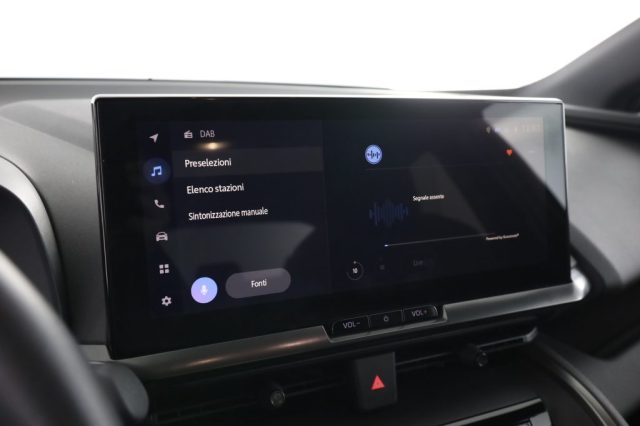 TOYOTA C-HR usata 16