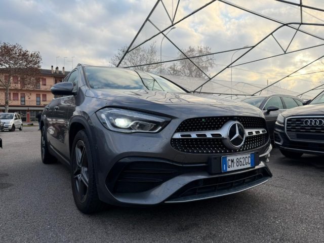 MERCEDES-BENZ GLA 180 usata, con Autoradio