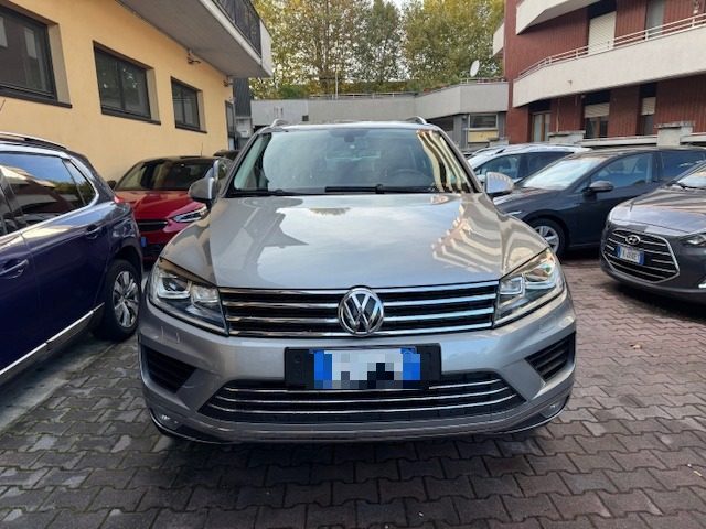 VOLKSWAGEN Touareg usata, con Airbag