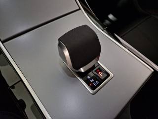 LAND ROVER Range Rover Velar usata, con USB