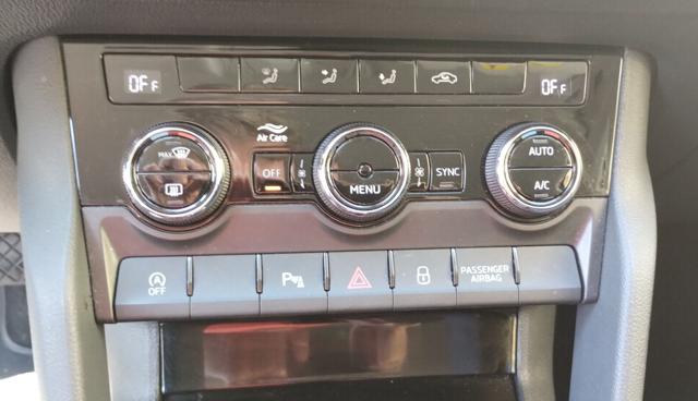 SKODA Karoq usata, con Vivavoce