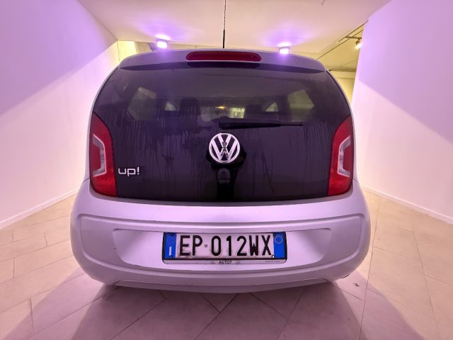 VOLKSWAGEN up! usata 22