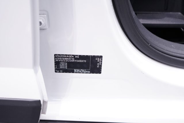 VOLKSWAGEN Taigo usata 37