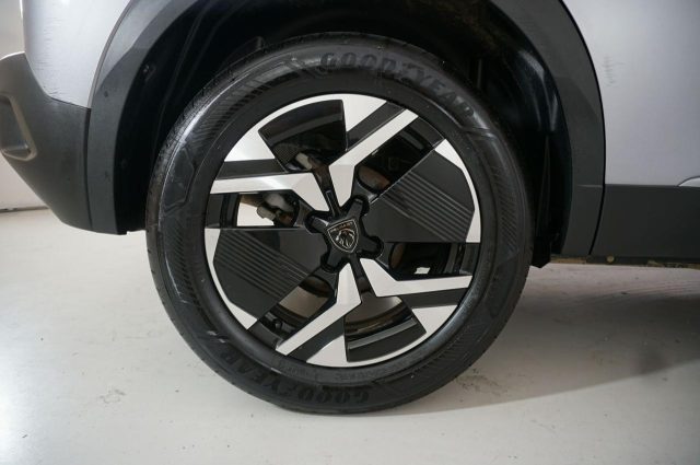 PEUGEOT 2008 usata, con Autoradio