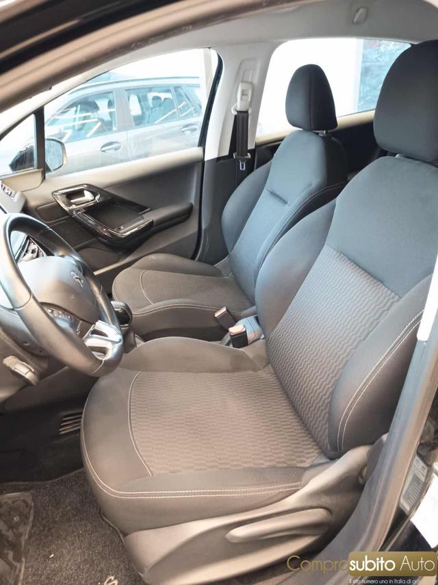 PEUGEOT 208 usata, con Bluetooth