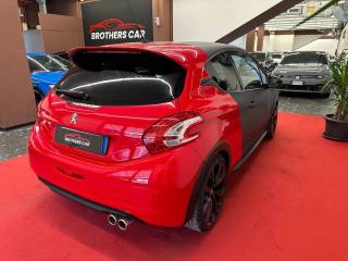 PEUGEOT 208 usata, con Autoradio