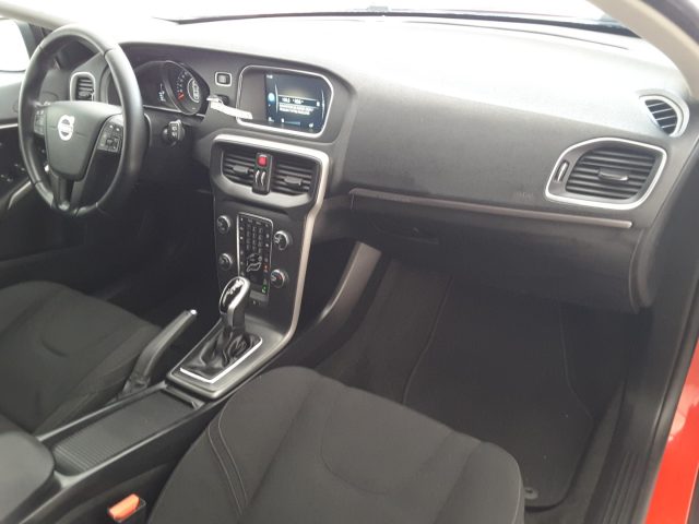 VOLVO V40 Cross Country usata, con Controllo trazione