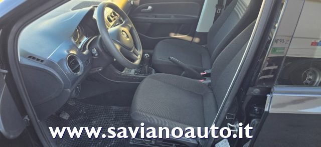 VOLKSWAGEN up! usata, con Autoradio