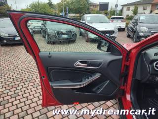 MERCEDES-BENZ GLA 200 usata 28