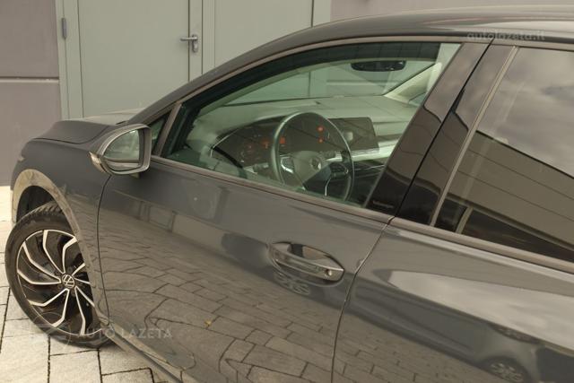 VOLKSWAGEN Golf usata, con Airbag testa