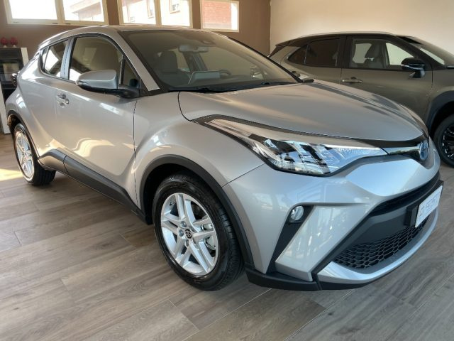 TOYOTA C-HR usata, con Autoradio