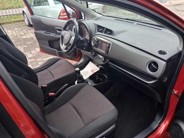 TOYOTA Yaris usata 22