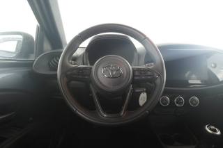 TOYOTA Aygo X usata 11