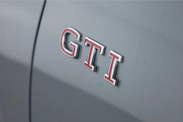 VOLKSWAGEN Golf GTI usata, con Fendinebbia