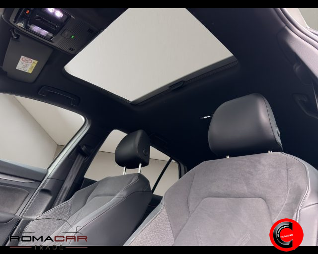 VOLKSWAGEN Golf usata, con Sistema di navigazione