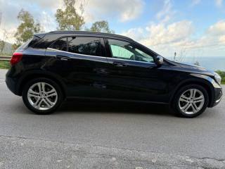 MERCEDES-BENZ GLA 200 usata, con Climatizzatore