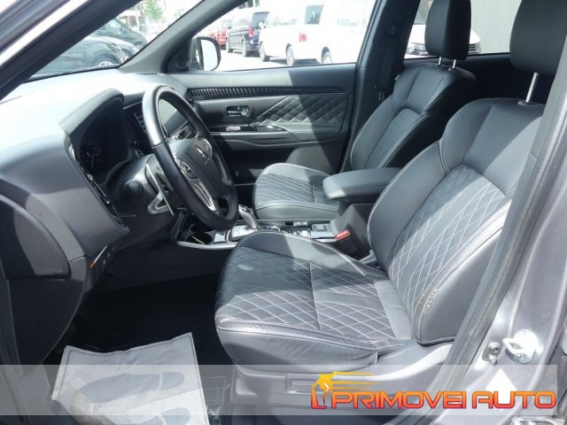 MITSUBISHI Outlander usata, con Airbag