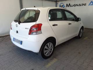 TOYOTA Yaris usata, con Lettore CD