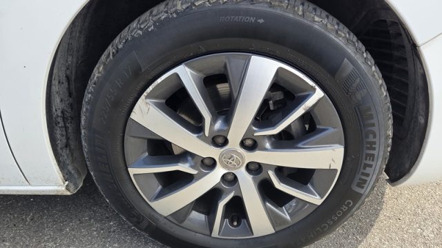 TOYOTA Proace Verso usata, con Autoradio