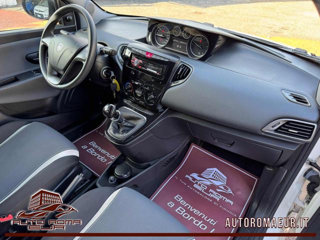 LANCIA Ypsilon usata, con Monitoraggio pressione pneumatici