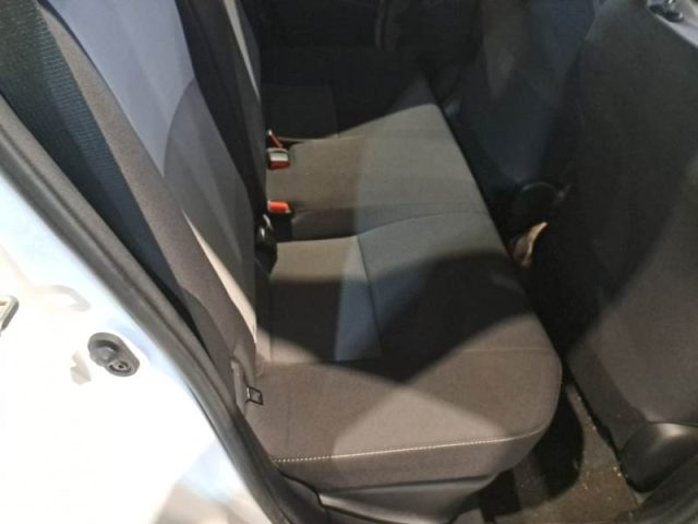 TOYOTA Yaris usata, con Specchietti laterali elettrici