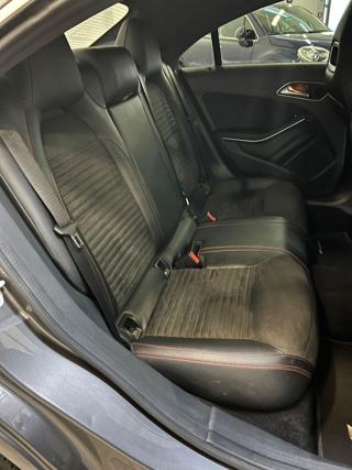 MERCEDES-BENZ CLA 200 usata, con Vetri oscurati